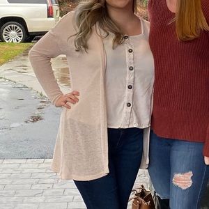 Sheet cream colored Cardigan